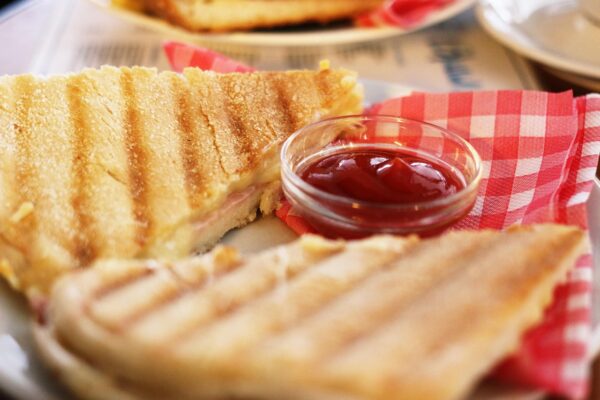 hotel, morning, sandwich, ketchup, european style dining, breakfast, napkin, brunch, bread, toast, butter, 90's, triangle, cut, the valley, family, ketchup, ketchup, ketchup, ketchup, ketchup, brunch